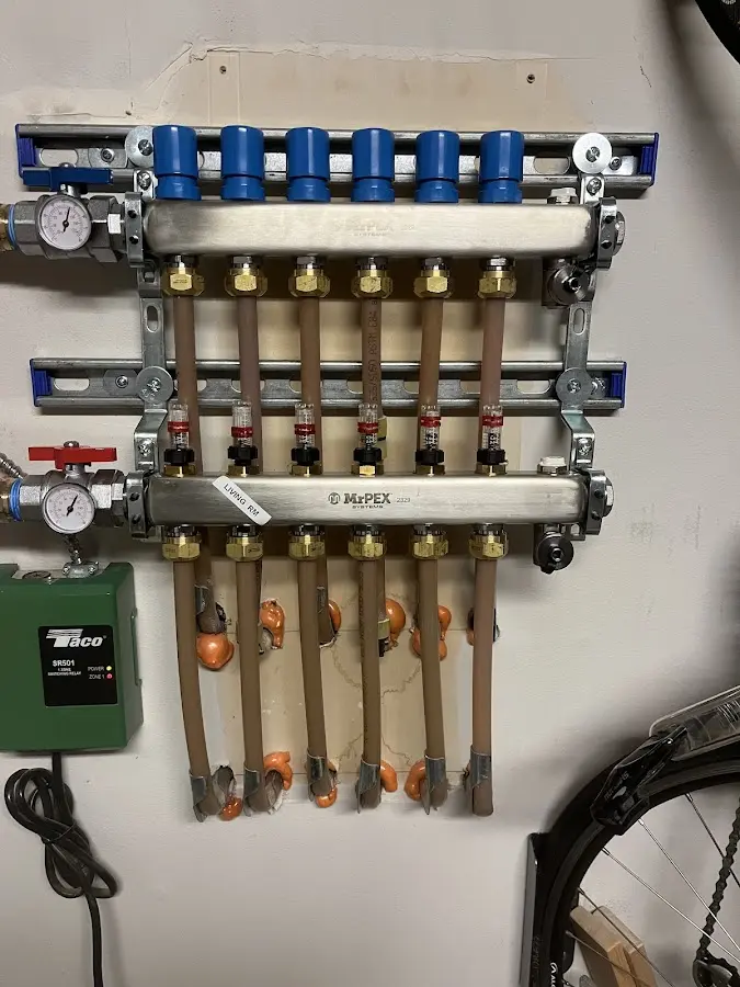 Plumber performing Gas Leak Detection at a residential property in Leisure City